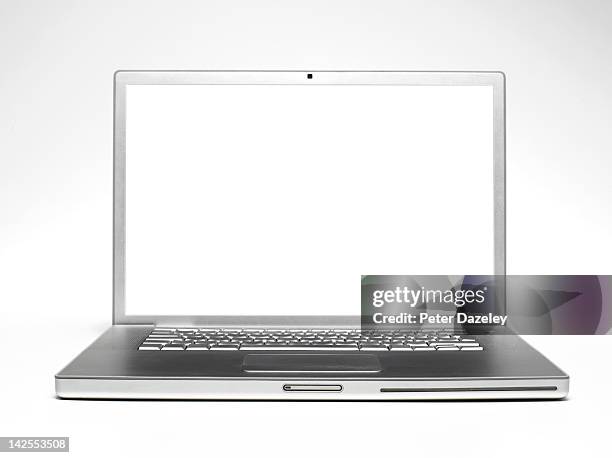 laptop computer with white copy space on screen - blank screen fotografías e imágenes de stock