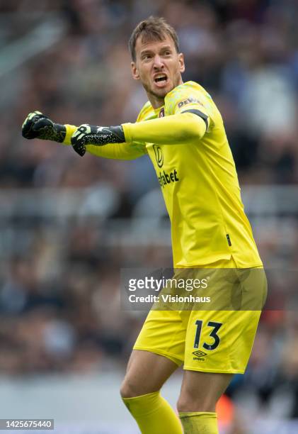 Bournemouth goalkeeper Neto celebrates the AFC Bournemouth goal during the Premier League match between Newcastle United and AFC Bournemouth at St....