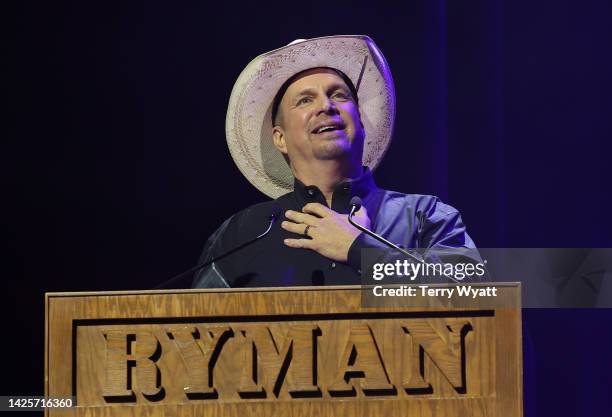 Garth Brooks receives the Kris Kristofferson Lifetime Achievement Award onstage during NSAI 2022 Nashville Songwriter Awards at Ryman Auditorium on...