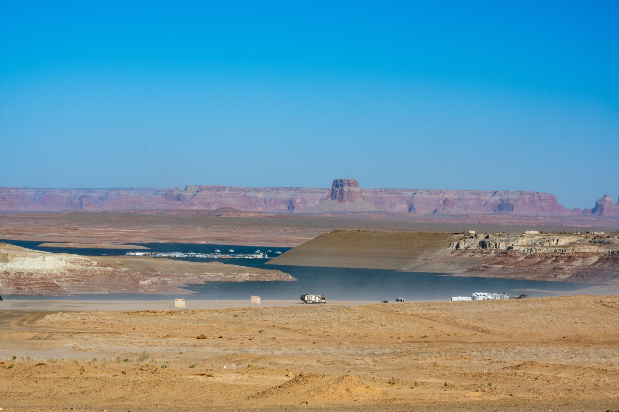 Low water levels at Lake Powell Low water levels at Lake Powell