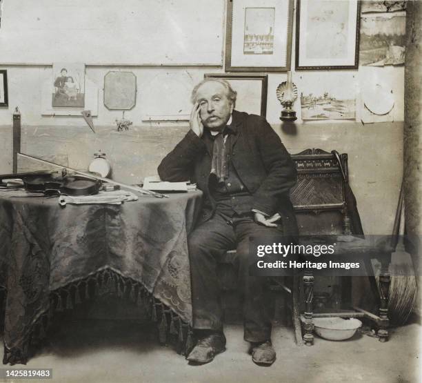 Henri Roussie Henri Rousseau Henri Rousseau Photos and Premium High Res Pictures ...
