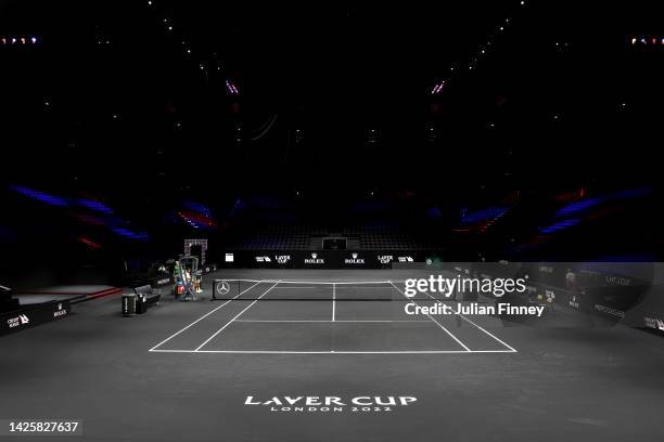 O2 Staduim Inside 244,665 London O2 Arena Stock Photos, High-Res Pictures, and Images ...