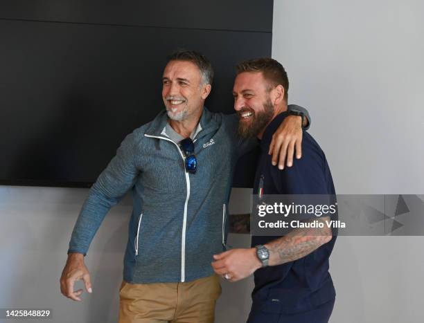 Gabriel Omar Batistuta and assistant coach Italy Daniele De Rossi pose for a photo at Centro Tecnico Federale di Coverciano on September 21, 2022 in...