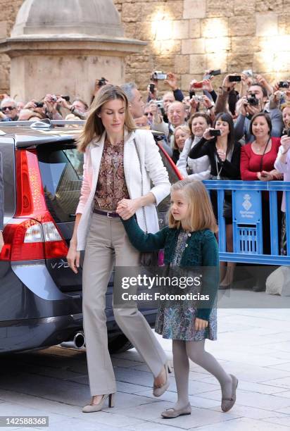 Princess Letizia of Spain Princess Leonor of Spain attend Easter Mass at Palma de Mallorca Cathedral on April 8, 2012 in Palma de Mallorca, Spain.