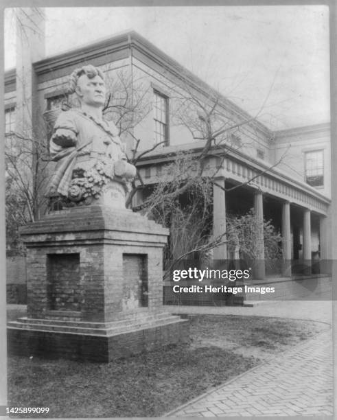 Naval Academy, Annapolis - Tecumseh statue, . ['Tamanend, Chief of Delaware Indians', wooden sculpture by William Luke, made in 1817. The sculpture...