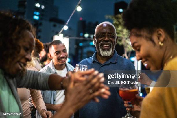 Freinds Clapping 1,398 Dancers Clapping Stock Photos, High-Res Pictures, and Images ...