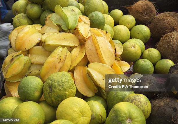 star fruit and citrus fruits, grenada, caribbean - star fruit stockfoto's en -beelden