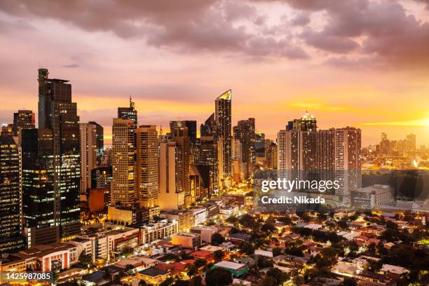 makati skyline, metro manila - philippinen - makati stock-fotos und bilder