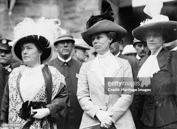 Democratic National Convention - Mrs. Norman E. Mack; Mrs. William H. Taft; Mrs. Hugh Wallace, 1912. [Harriet T. Mack was the wife of editor and...