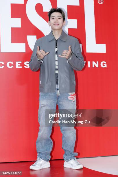 Perk Singer Jay (South Korean Singer) Photos and Premium High Res Pictures - Getty ...