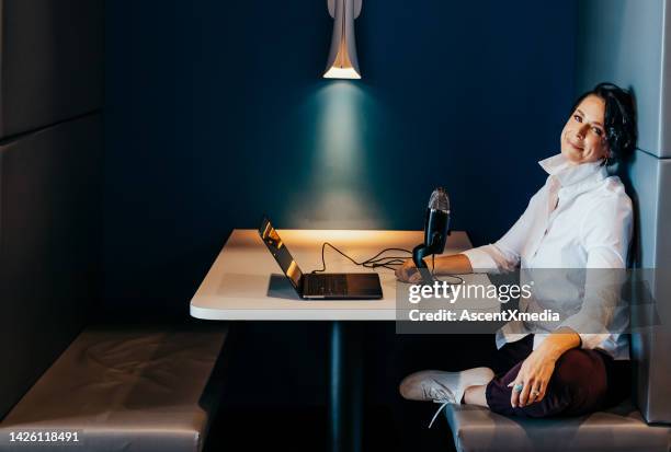 Announcing Booth Announcers Booth Photos and Premium High Res Pictures - Getty Images