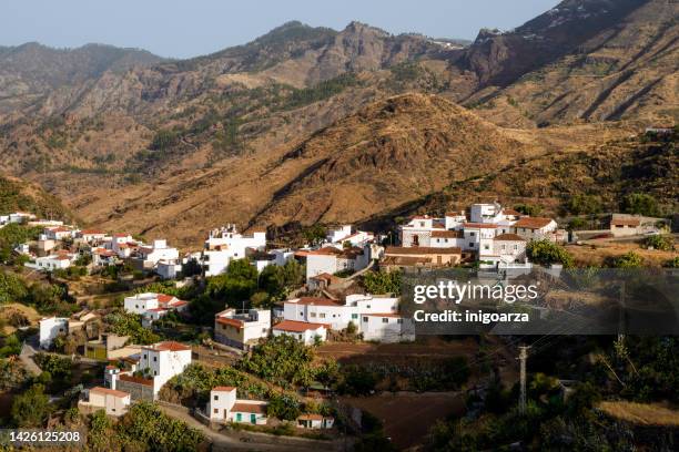 aerial view of tejeda, central highlands, las palmas, gran canaria, canary islands, spain - tejeda - fotografias e filmes do acervo