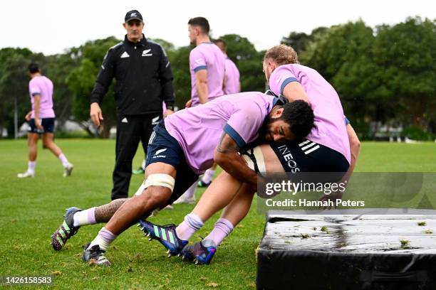 Akira Ioane of the All Blacks runs through drills during a New Zealand All Blacks training session at Mount Smart Stadium on September 22, 2022 in...