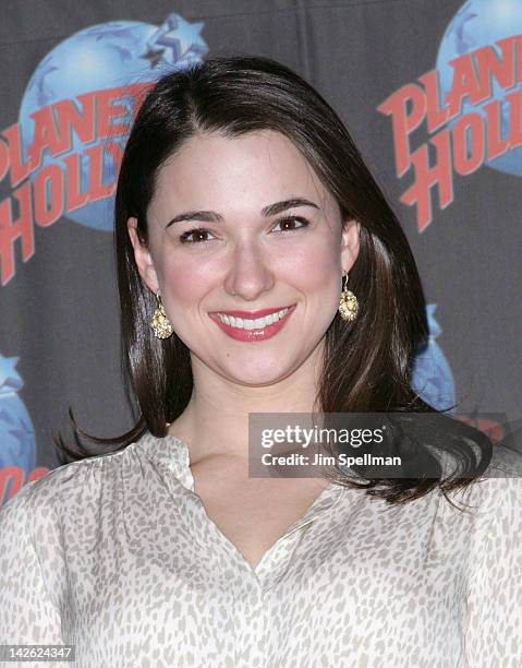 Stephanie Rothfeld 149 Stephanie Rothenberg Stock Photos, High-Res Pictures, and Images ...