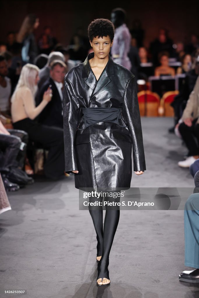 MM6 Maison Margiela - Runway - Milan Fashion Week Womenswear Spring/Summer 2023