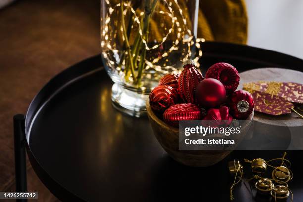 still life of christmas home decor with vase, lights, christmas ornaments - alo house winter - fotografias e filmes do acervo