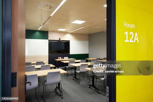 room for meetings in coworking environment - classroom wide angle stock pictures, royalty-free photos & images