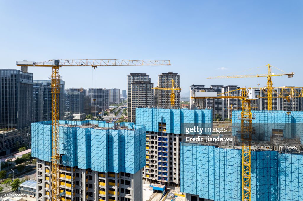 Construction of large high-rise residential buildings