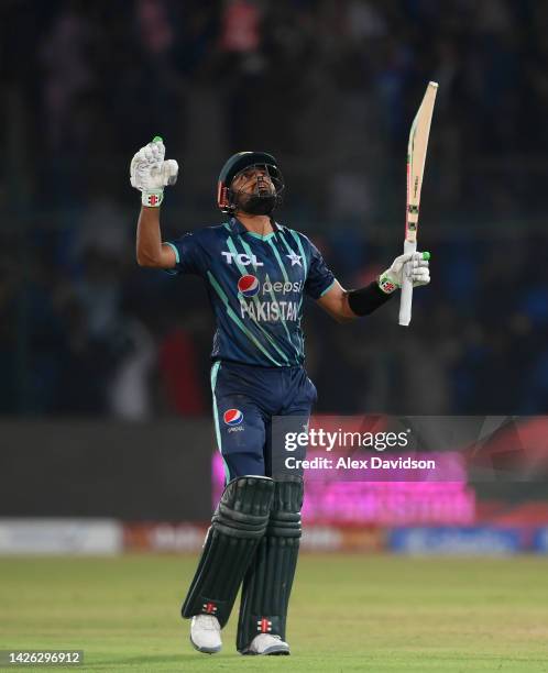 Babar Azam of Pakistan celebrates winning the 2nd IT20 between Pakistan and England at Karachi National Stadium on September 22, 2022 in Karachi,...