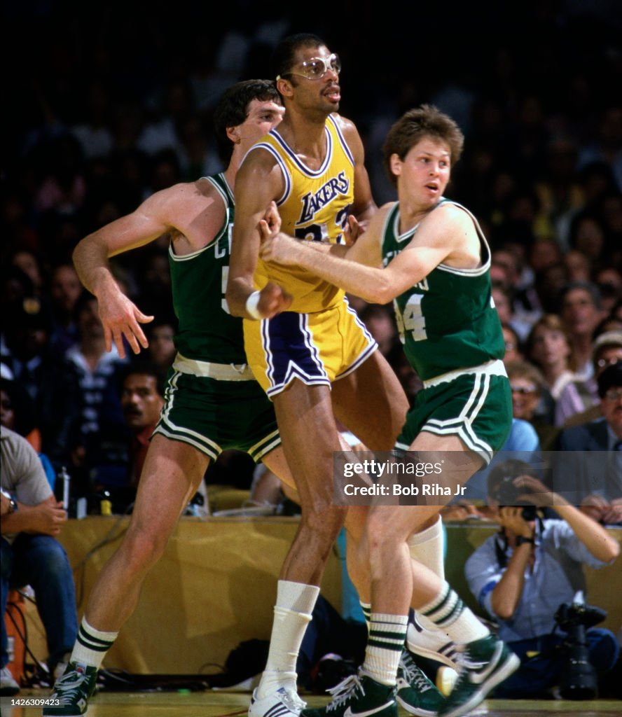 Kareem Abdul-Jabbar surrounded during Lakers vs. Celtics NBA Finals