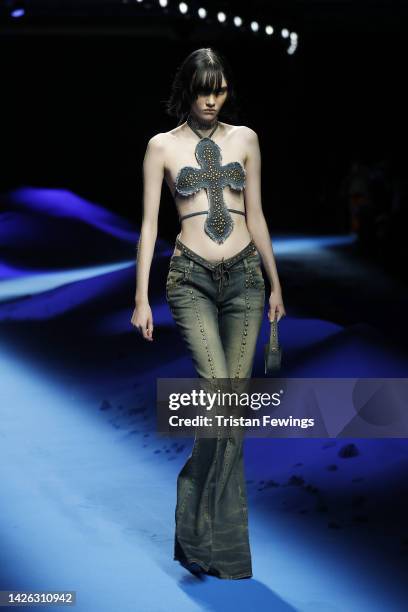 Model walks the runway of the Blumarine Fashion Show during the Milan Fashion Week Womenswear Spring/Summer 2023 on September 22, 2022 in Milan,...