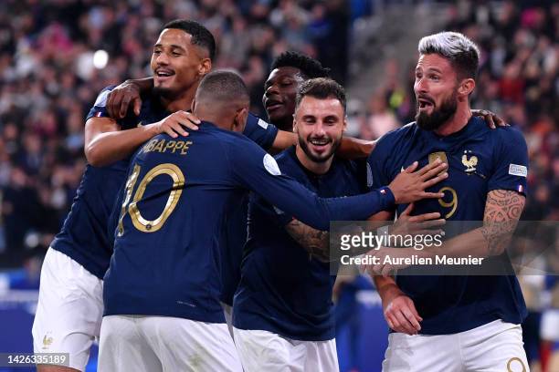 Olivier Giroud of France celebrates with teammates after scoring their side's second goal during the UEFA Nations League League A Group 1 match...
