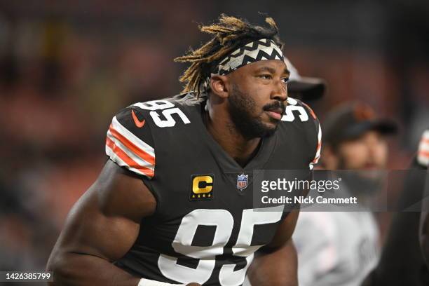 Myles Garrett of the Cleveland Browns warms up prior to facing the Cleveland Browns at FirstEnergy Stadium on September 22, 2022 in Cleveland, Ohio.