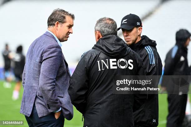 New Zealand Rugby CEO Mark Robinson talks with Head coach Ian Foster and team manager Darren Shand during a New Zealand All Blacks Captain's Run at...