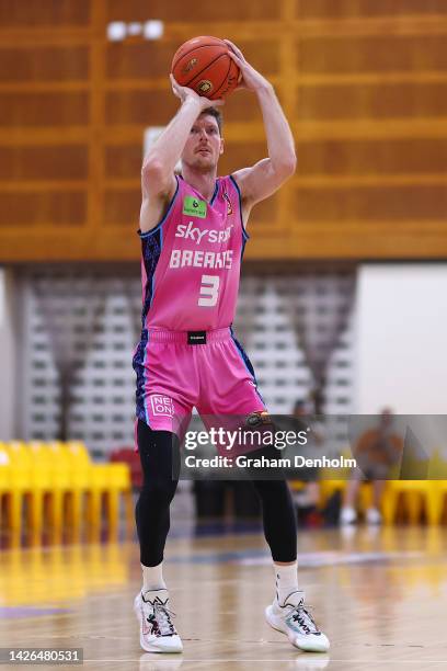 Cameron Gliddon of the Breakers shoots during the NBL Blitz match between New Zealand Breakers and Sydney Kings at Darwin Basketball Association on...