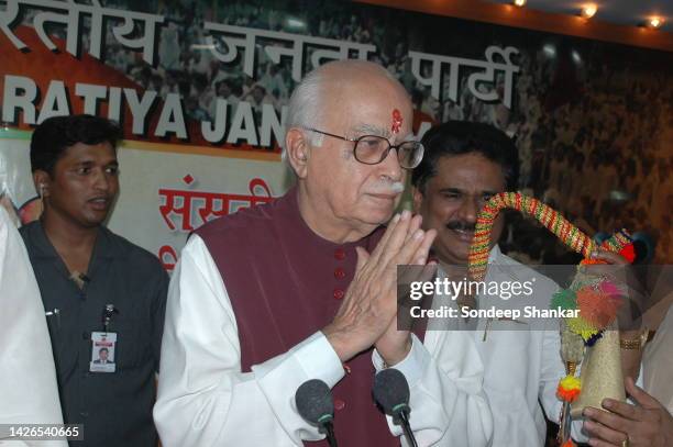 Right wing Hindu nationalist Bhartiya Janata Party leader Lal Krishna Advani addressing party leaders at Party Headquarters in New Delhi.