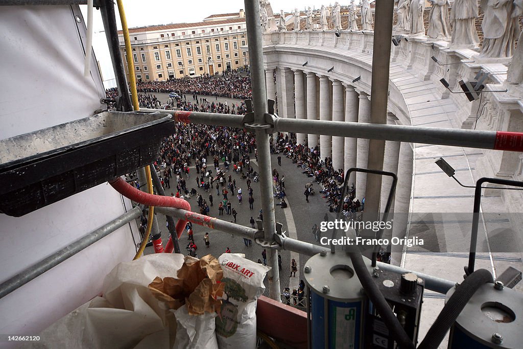 Restoration Of Gian Lorenzo Bernini's  Colonnade In St. Peter's Square