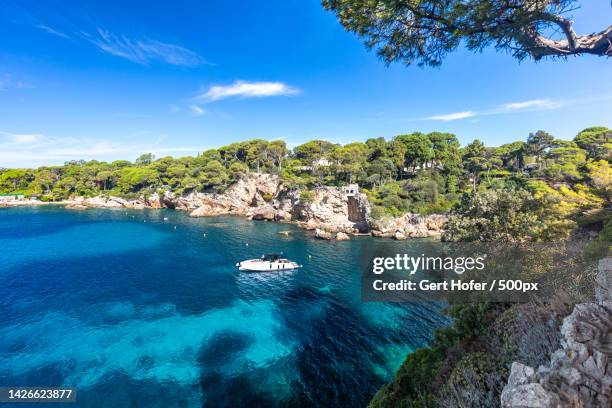 scenic view of sea against sky,antibes,france - antibes fotografías e imágenes de stock