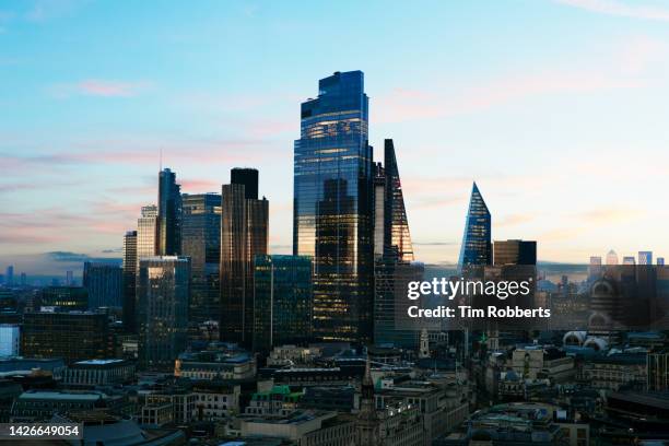 the city of london financial district with sunset clouds - salesforce tower stock pictures, royalty-free photos & images