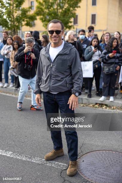 Stefano Accorsi is seen during the Milan Fashion Week - Womenswear Spring/Summer 2023 on September 23, 2022 in Milan, Italy.