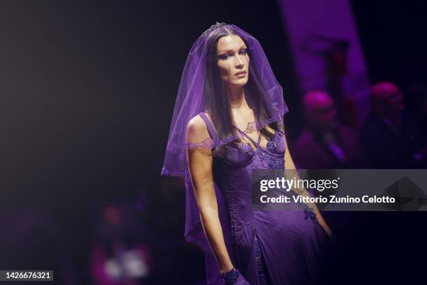 Bella Hadid walks the runway of the Versace Fashion Show during the Milan Fashion Week Womenswear Spring/Summer 2023 on September 23, 2022 in Milan,...