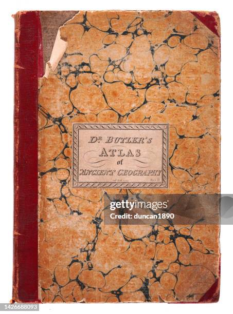 ilustrações, clipart, desenhos animados e ícones de capa de livro antigo, atlas da geografia antiga, século xix - livro antigo