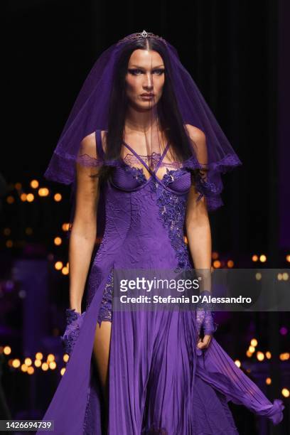 Bella Hadid walks the runway of the Versace Fashion Show during the Milan Fashion Week Womenswear Spring/Summer 2023 on September 23, 2022 in Milan,...