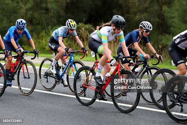 Xaydee Van Sinaey of Belgium and Talia Appleton of Australia compete during the 95th UCI Road World Championships 2022 - Women Junior Road Race a...