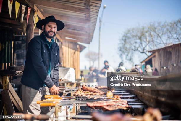 barbecue - rio grande do sul state stockfoto's en -beelden