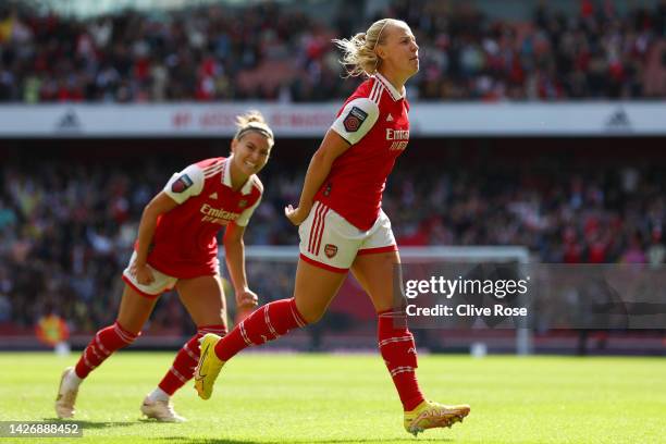 Beth Mead of Arsenal celebrates after scoring their team's first goal during the FA Women's Super League match between Arsenal and Tottenham Hotspur...