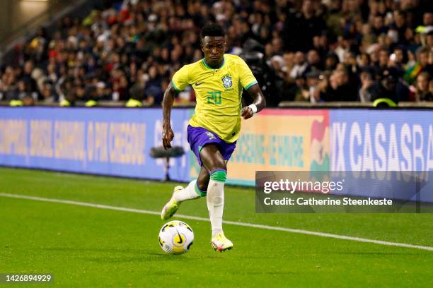 Vinicius Junior of Brazil controls the ball during the international friendly match between Brazil and Ghana at Stade Oceane on September 23, 2022 in...