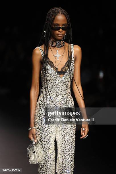 Model walks the runway of the Dolce & Gabbana Fashion Show during the Milan Fashion Week Womenswear Spring/Summer 2023 on September 24, 2022 in...