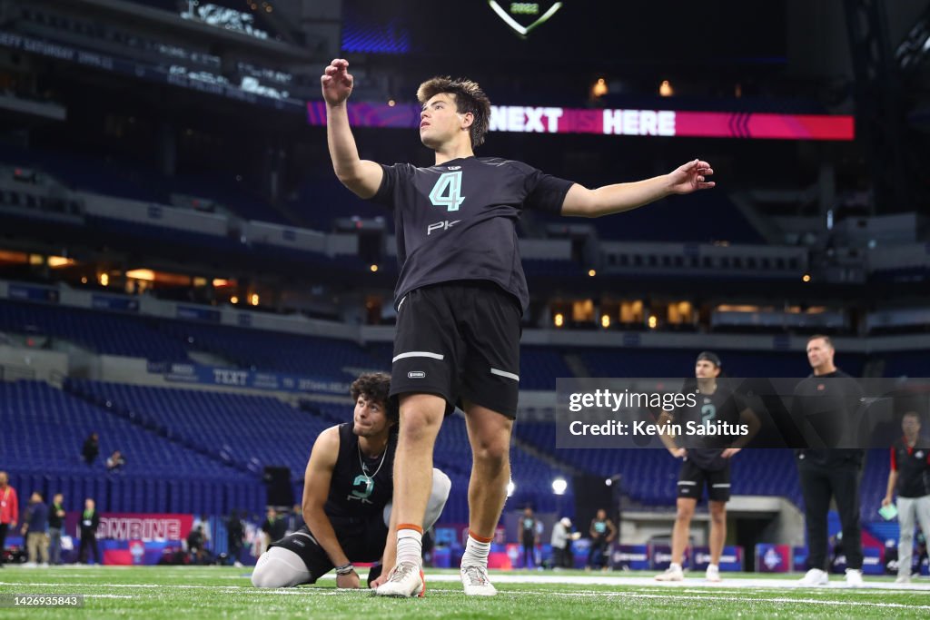 Texas kicker Cameron Dicker (04) participates in a drill at the NFL  football scouting combine in Indianapolis, Sunday, March 6, 2022. (AP  Photo/Steve Luciano Stock Photo - Alamy