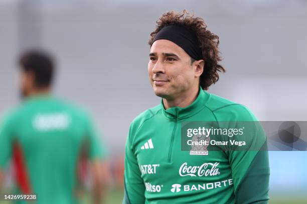 Goalkeeper Guillermo Ochoa of Mexico looks on during a training session ahead of a match between Mexico and Peru at Rose Bowl Stadium on September...