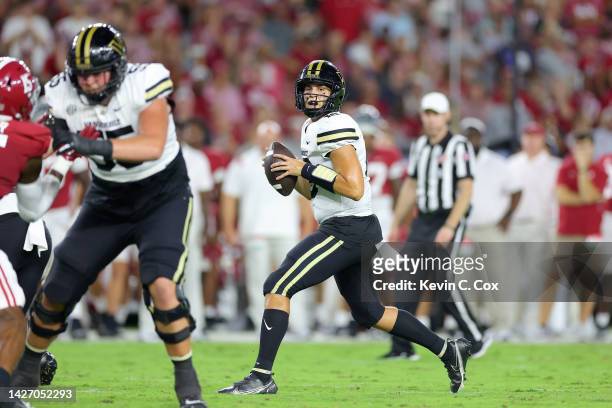 Swann of the Vanderbilt Commodores looks to a pass against the Alabama Crimson Tide during the first half of the game at Bryant-Denny Stadium on...