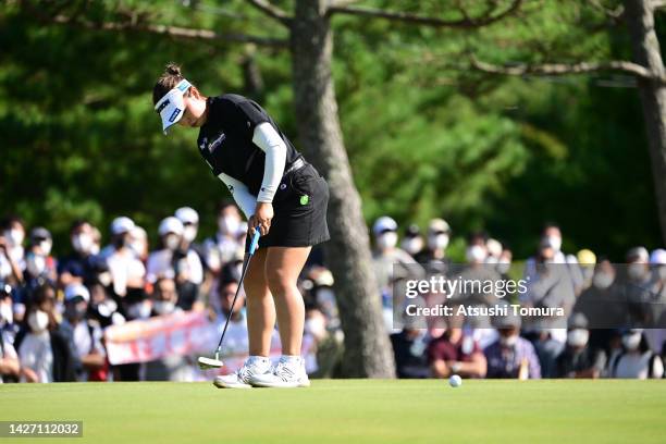 Miyuu Yamashita of Japan attempts a putt on the 18th green during the final round of Miyagi TV Cup Dunlop Ladies Open at Rifu Golf Club Mihama Course...