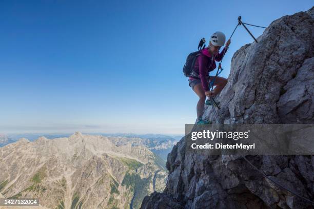 woman hiking, berchtesgaden mountains national park, germany - berchtesgaden national park bildbanksfoton och bilder