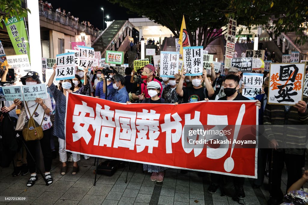 Protesters Denounce Shinzo Abe Funeral