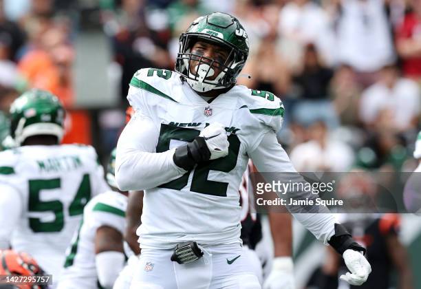 Jermaine Johnson of the New York Jets celebrates after a play against the Cincinnati Bengals during the first half at MetLife Stadium on September...