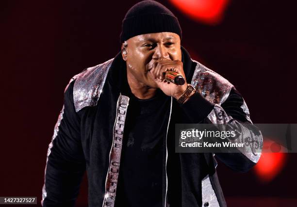 Cool J performs onstage during the 2022 iHeartRadio Music Festival at T-Mobile Arena on September 24, 2022 in Las Vegas, Nevada.